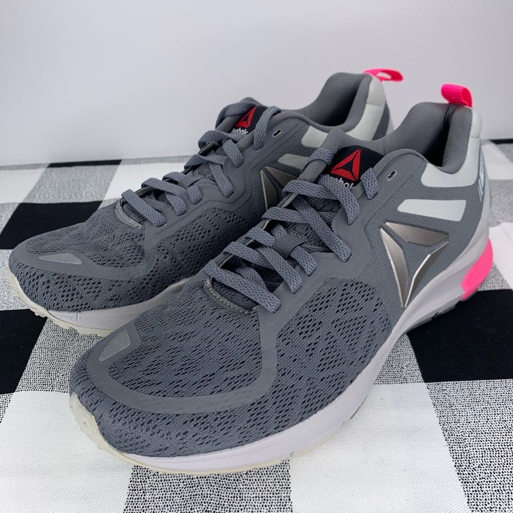 Reebok Avon 39 Breast Cancer Foam Fusion Sneakers